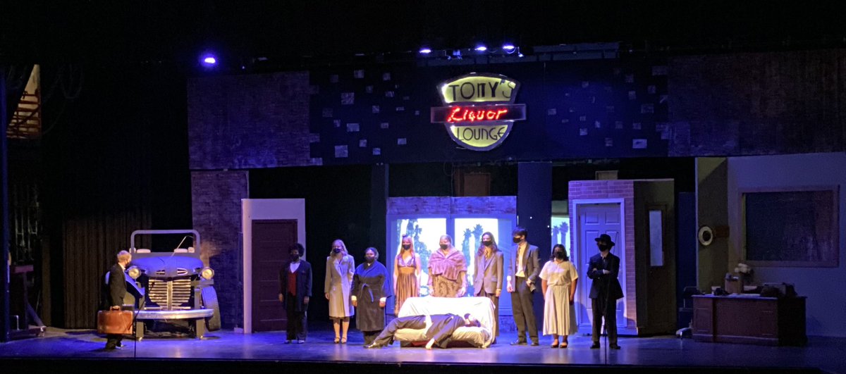 kryslowe's tweet photo. Please go check out Kill Me Deadly tonight at Manchester High @7pm @ccpsinfo #L4L #lancers #MCHS #CCPS https://t.co/BRNnDWvcPM
