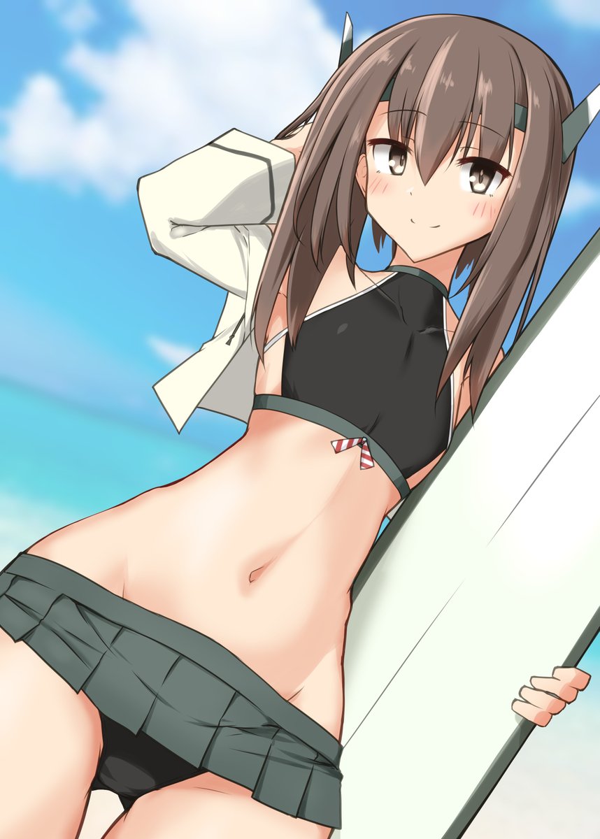 大鳳(艦これ) 「#いいおなかの日 
#いいお腹の日 
こんなところかな? 」|しばのイラスト