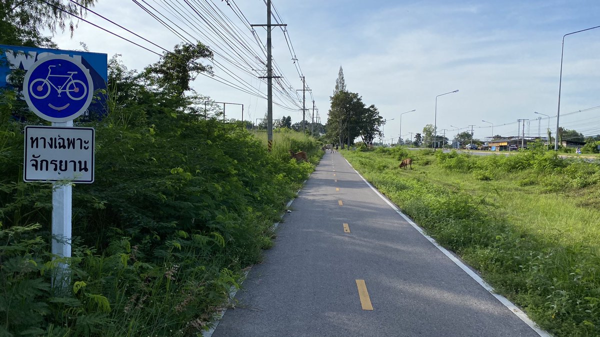Zatawat's tweet photo. Good Morning HuaHin with good vibe for running, little uphill for nice view point 
#runningdiary #runnerseyeview https://t.co/LNog2atHF4