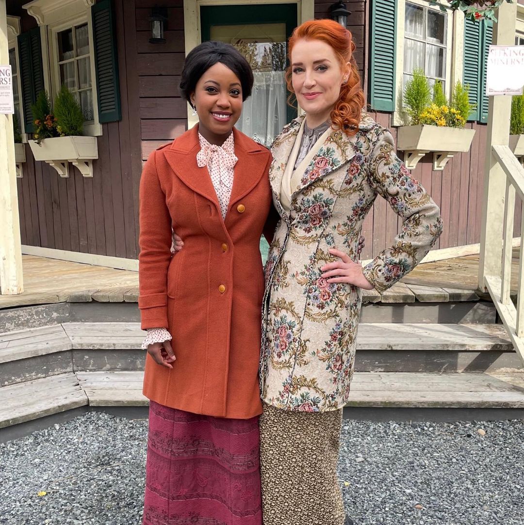 wcth_anz's tweet photo. #Repost @natashaburnett

Looks like Molly and Minnie Monday #hearties 🤩
.
.
.
#mondaymood #mollyandminnie #wcth #season9 #lastblock #bts https://t.co/xS1n2mD7hc