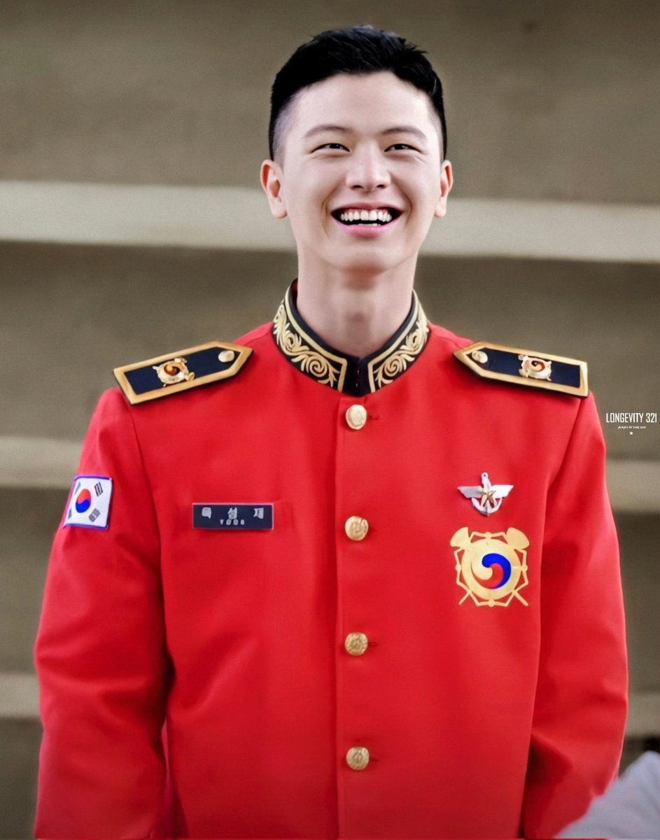 BTOB_MILITARY's tweet photo. 은광>>전역완료
민혁>>전역완료
창섭>>전역완료
현식>>D-7
동근>>해당사항 없음
성재>>D-7

일주일 남았다 멜로디 소리 지르지말고 박수 쳐 ~~.ᐟ.ᐟ.ᐟ.ᐟ.ᐟ https://t.co/yL15PZEO3z