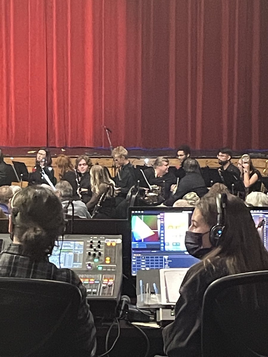 TheUHSMB's tweet photo. Beyond proud of Aidan Leonard for representing UHS and the UHS band in the Springfield Arts Council Youth production pit orchestra of “Les Miserables” school edition. Awesome job, man! https://t.co/XAdAfOGSba