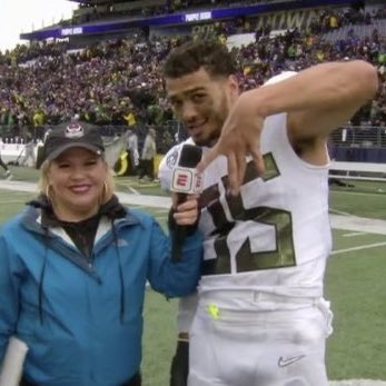 Barstoolhuskies's tweet photo. A bets a bet @BarstoolDucks #NewProfilePic https://t.co/ab1Igl6mKs