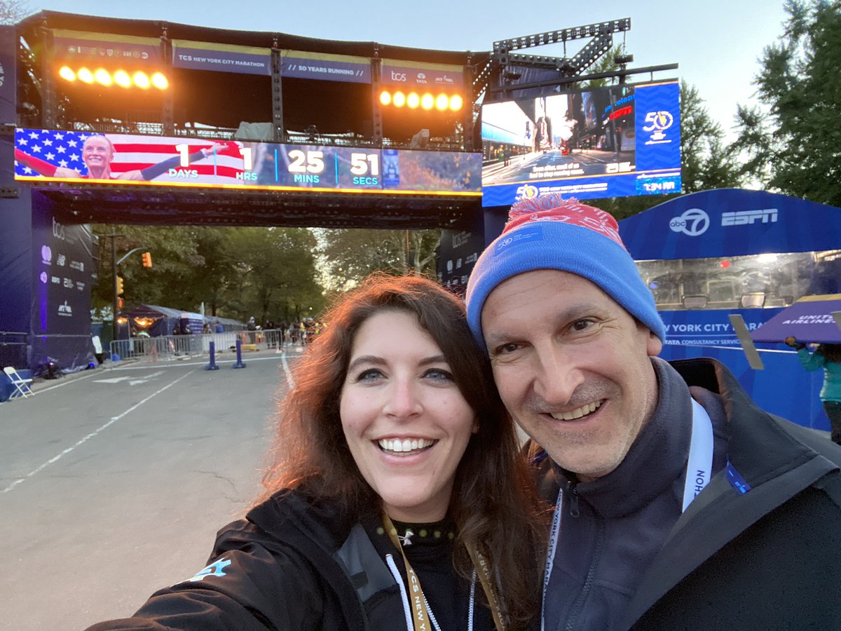 abbymh92's tweet photo. Excited to work my 4th @nycmarathon with @eventage 🤗 Today we transported racing chairs for the Athletes and Disabilities program and tomorrow we get to escort all AWD athletes up to their start lines! #tcsnycmarathon https://t.co/bFM0saYkxD