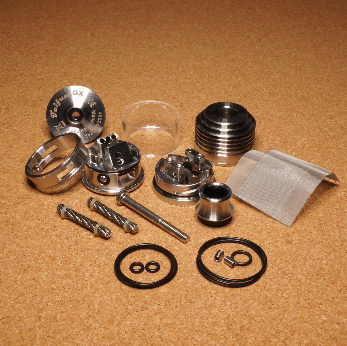 VAlphaline's tweet image. SmokerStore｜Taifun GX RDTA 緊急入荷！コンデションは使用感さえほとんど気にならない極上程度となりますので、試して見たかった方は是非このチャンスをお見逃し無く！😍😍😍 DM大歓迎 #SmokerStore #Taifun #GX #RDTA #DL #RDL #MTL #HighEnd #Vape #vape好きな人と繋がりたい #vape放出