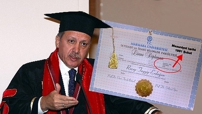 colakrengin's tweet photo. Hafızamı kaybettim diyen bir şöför, Erdoğan'ın Diploma tasdikini ASLINI GÖSTERMEDEN noter katibine TASDİK ettirdi ve katip ceza aldı 
#deprem https://t.co/7nOMTb0hhH