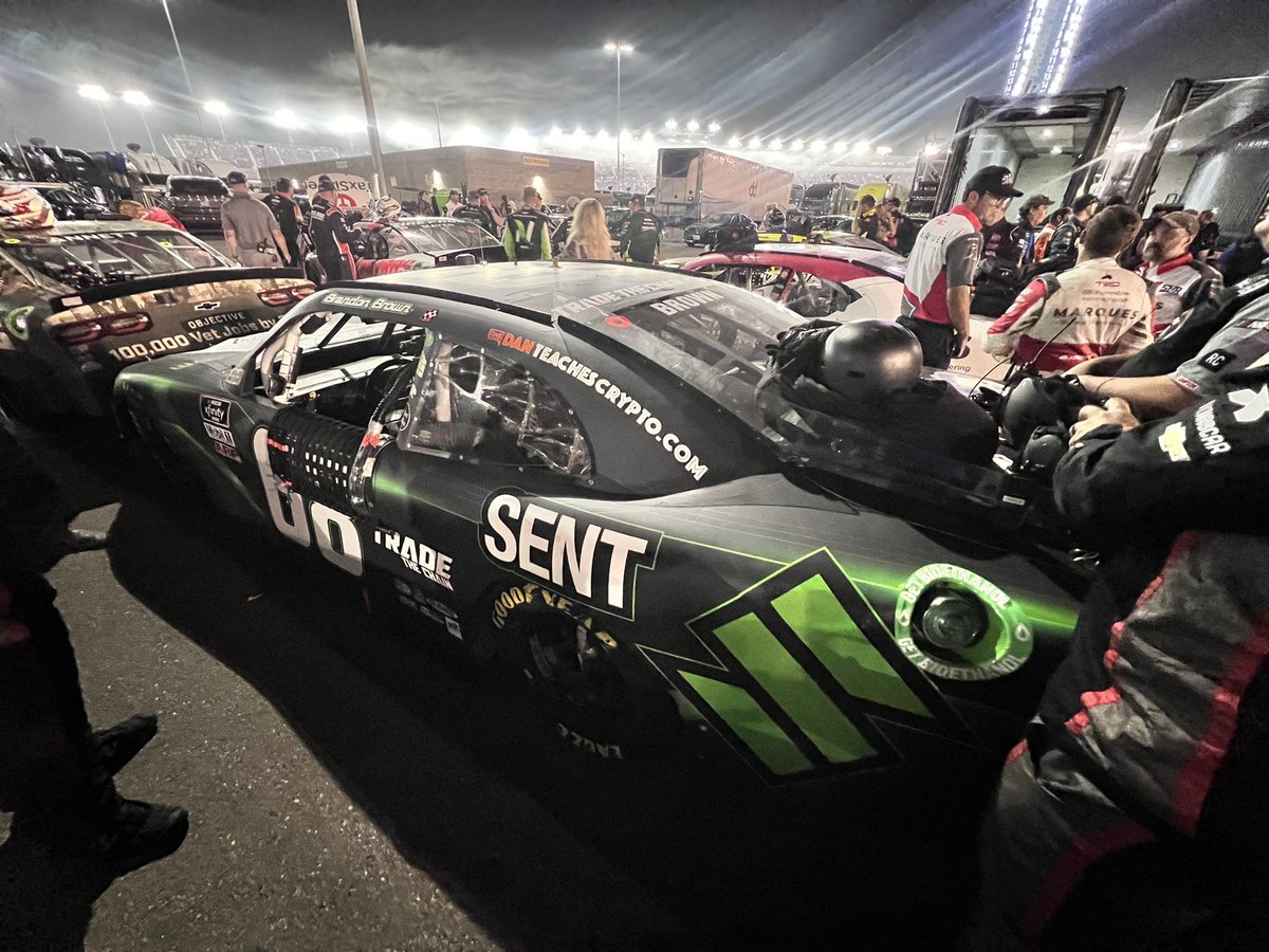 BMSRaceTeam's tweet photo. Checkered flag is in the air at @phoenixraceway as @brandonbrown_68 crosses the line P20. 🏁

Thank you to @tradethechain, @SENTtoken, @PlatyPunks_Real and @DogelonMars for coming on board with us this weekend! https://t.co/jcVb93FFBp
