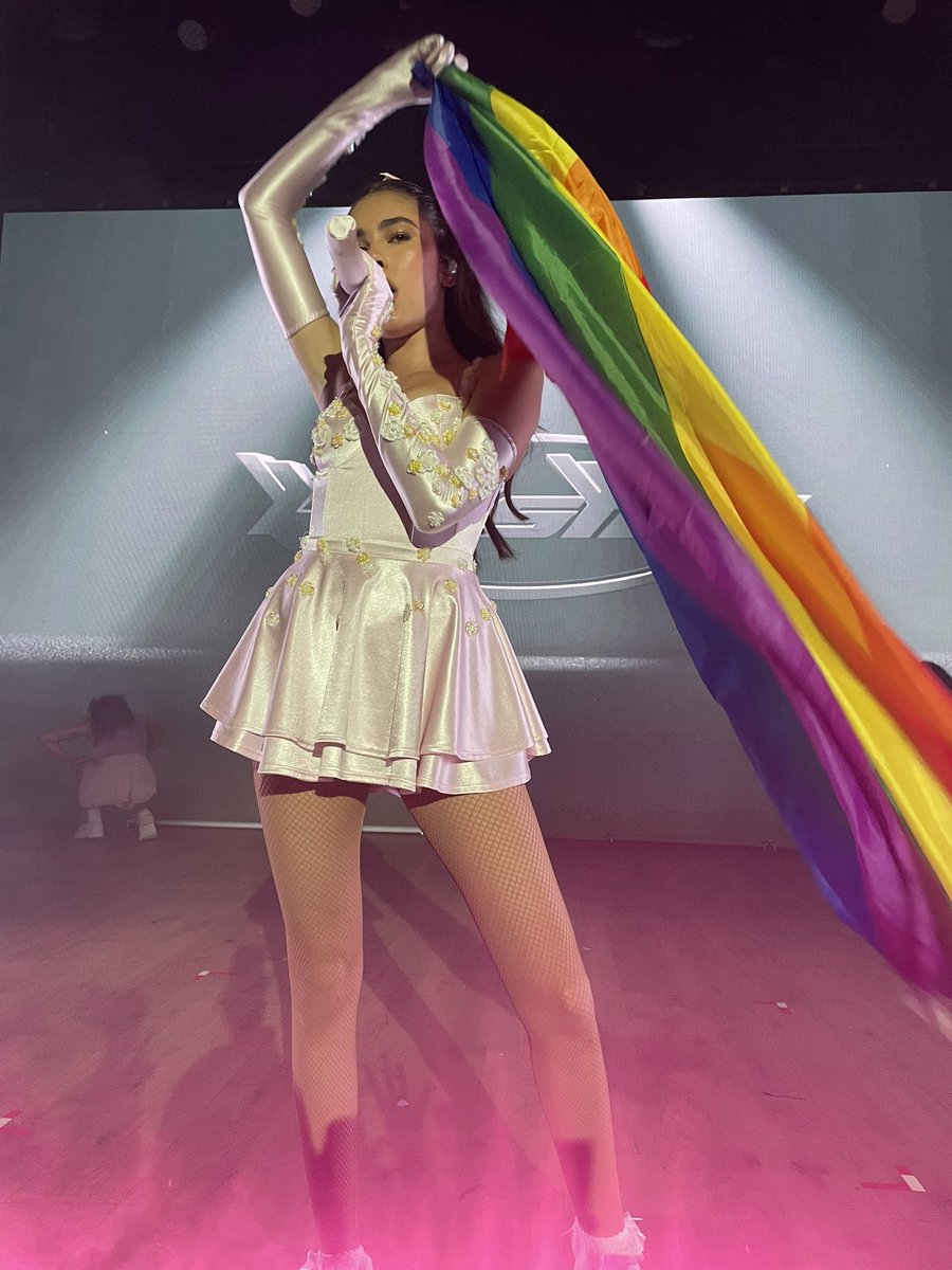 madison loves the gays! #LSTDallas