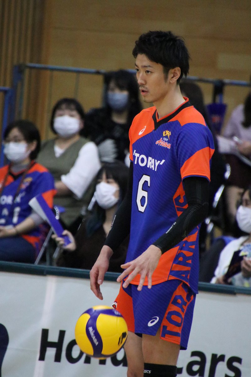 Jhe7887's tweet photo. 11/6 YMITアリーナ

#東レアローズ 
#手塚大 選手 https://t.co/x37z3zJA9G