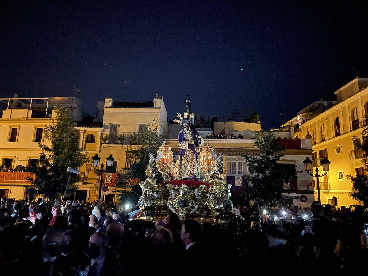 HdadGranPoder's tweet photo. “Y la plaza de San Lorenzo, siempre.”

#SantaMisión2021 https://t.co/TsCSTNSGVt