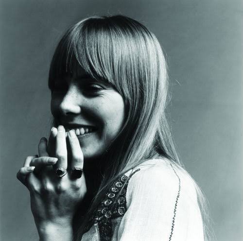 Imogen_Clark's tweet photo. Happy birthday to this icon, whose music has moved me more than any other artist on this earth. Thank you for changing my life, @jonimitchell. Grab your tix (https://t.co/fLQBEcIva2) to see me play the whole #Blue album + other Joni classics on Jan 22. #50YearsBlue #Blue50 https://t.co/cWbZ9d7ePq