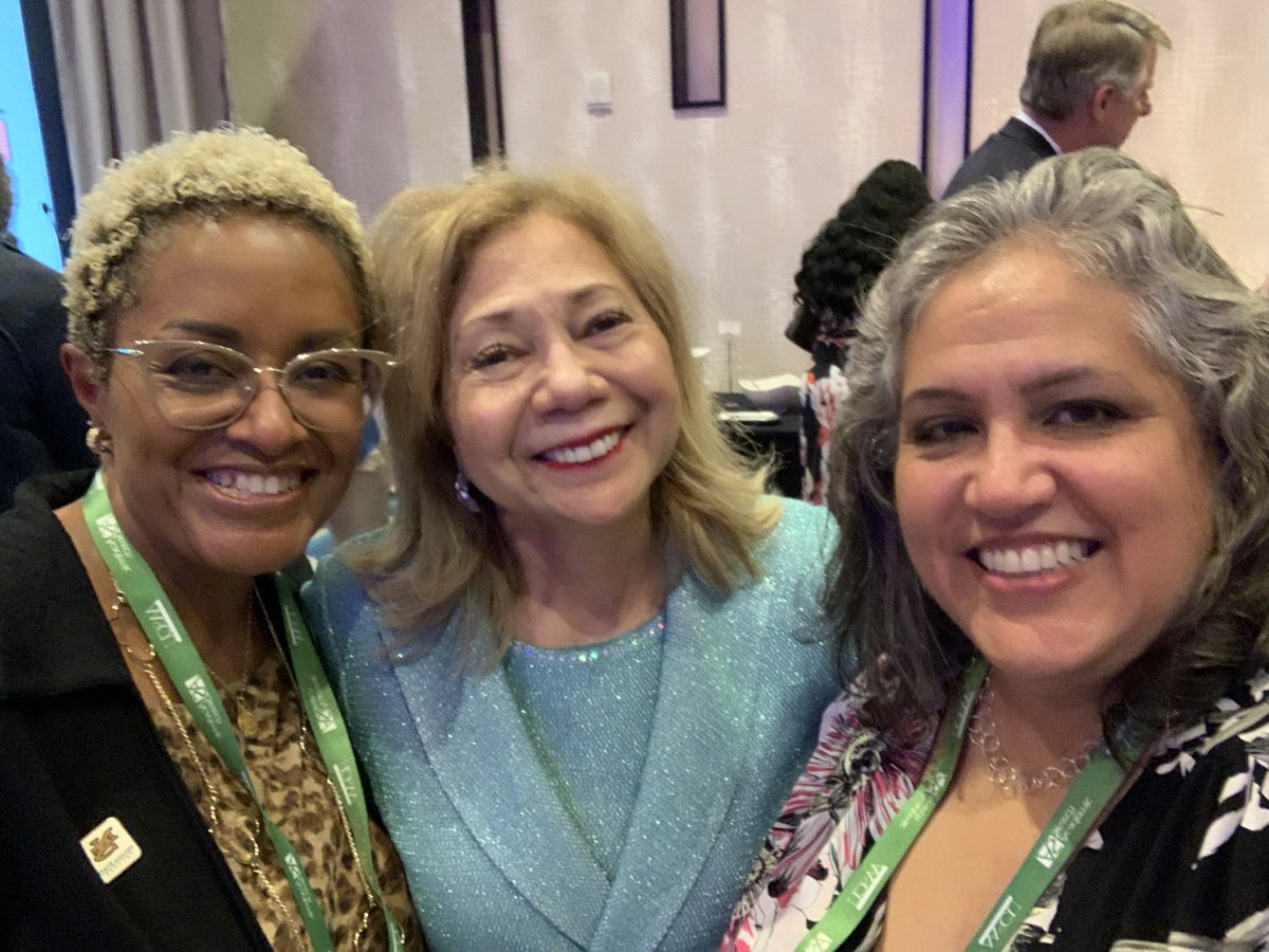 EdithCabelloFdz's tweet photo. Grateful to be an @aascumli 2020 graduate. Celebrating with two inspirational leaders, trailblazers @DrPollard_NSC and  @PresMillieG ensuring the next generation of Higher Ed leaders reflect the diversity of the nation. https://t.co/zaL0Ljk7up