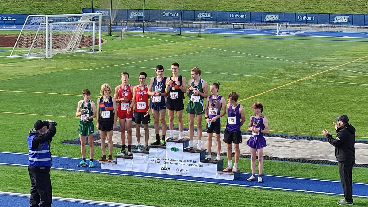 JoshHarman20's tweet photo. Congrats to my nephew @ZacKnapp who is the new Oregon 3A State Champion in Cross Country. So happy to see all his hard work pay off! https://t.co/VfwwzU9lGw