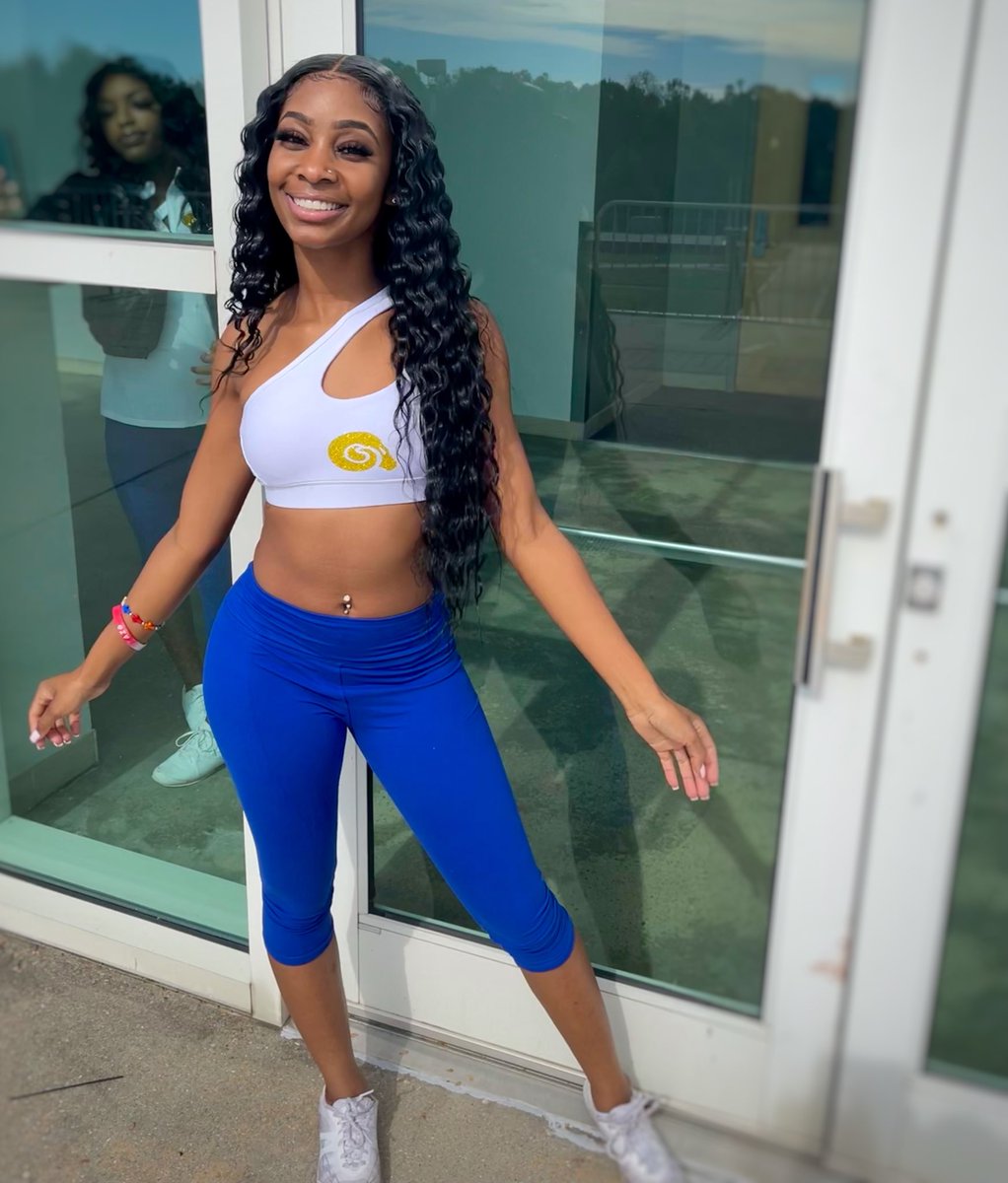 officialkaiyaw's tweet photo. Oh to be an A S U Cheerleader💙🎀💛 
Last football game was one for the books! #LongLiveAD 👼🏾#FountainCityClassic #ASUTwitter https://t.co/fwPVKHIw3s