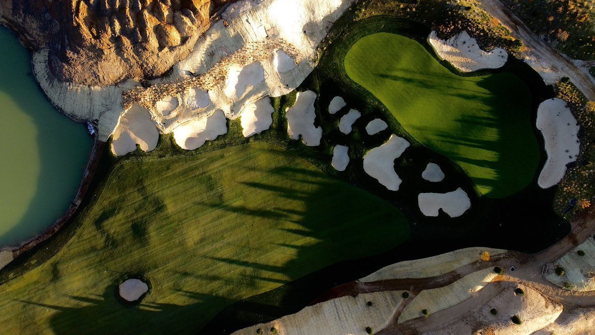 Ryan Moore tweet media