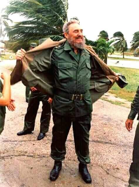 #Cuba #FidelPorSiempre #FidelEsFidel #ComandanteEterno #SomosContinuidad