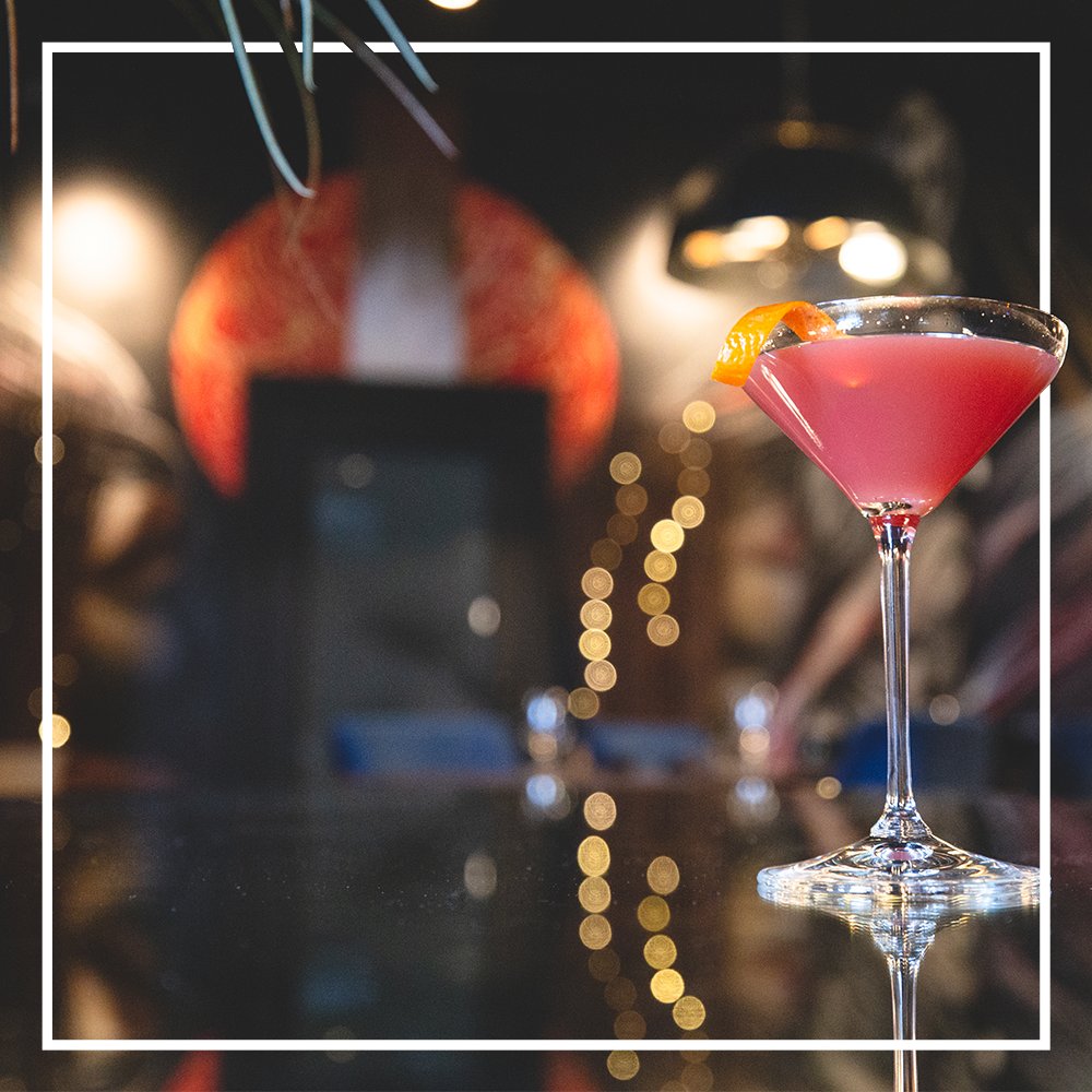 Whether you prefer a table or a bar, our craft cocktail is always a good call ✨ Reservations: 58degrees.com

#58degrees #sacramento #916 #farm2Fork
