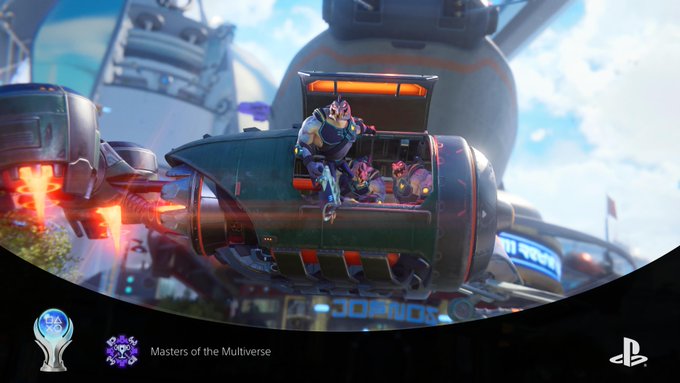 FDjIsFwWQAMIC08?format=jpg&name=small