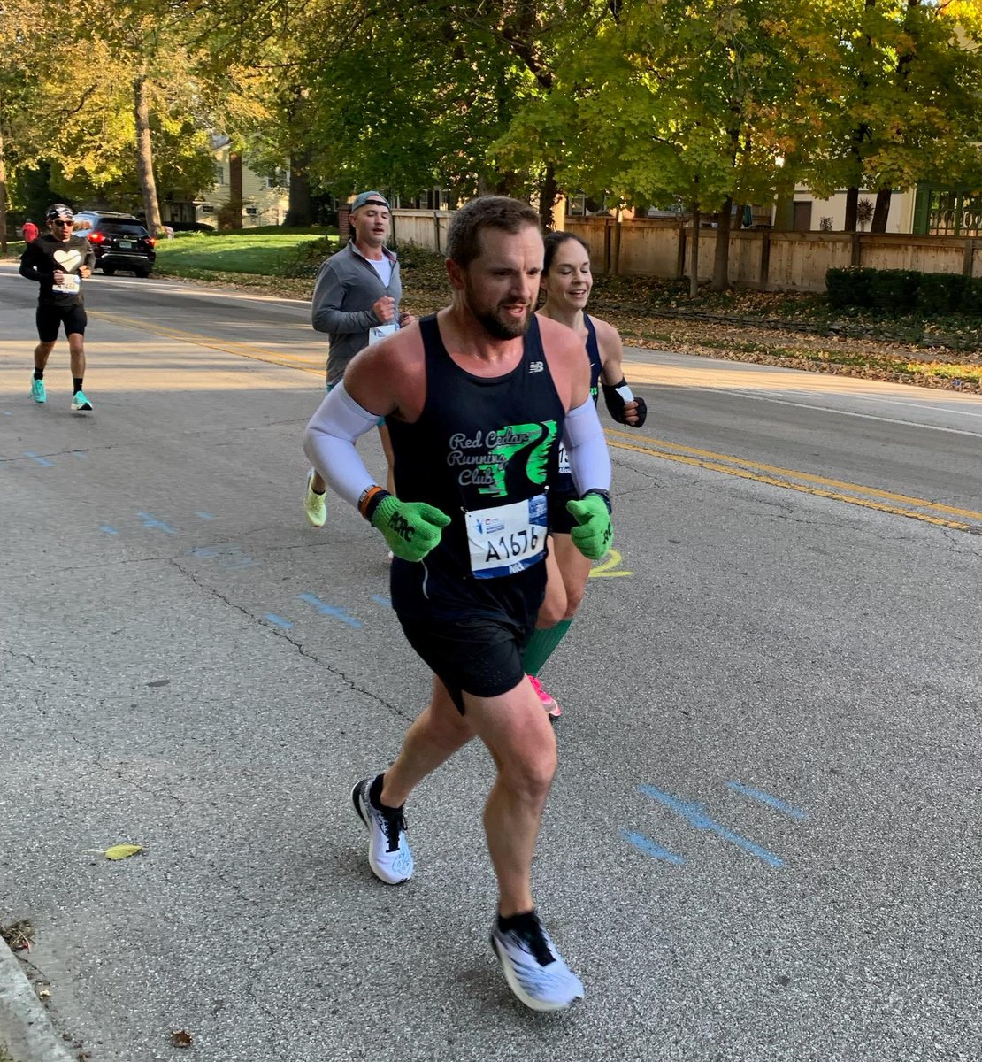RedCedarRun's tweet photo. Congrats to @NickBartlett418 (big PR) and @AlissaFolger1 (debut) running 3:08:21 and 3:08:23!!! Teamwork! #redcedarstrong https://t.co/XND1BNRiIC