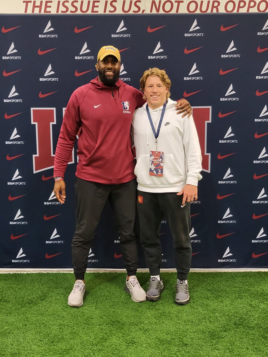 LoganFarris7's tweet photo. Had a great day at Lyon’s College for an official game day visit! Thanks @19COACHCLARK @LyonHBC and @_Lyon_Football for the invite. Great win today!!
@camdooley13 @LCStulsa_FB @JerryRicke https://t.co/CDaECyyR1e