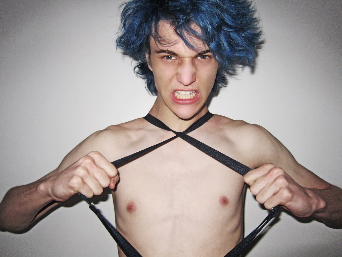 AxlphaMale's tweet image. ”If you wanted me to take my pants off, you should have just asked.”

Drew Prince King. Father. Brother. Alpha werewolf. Fake life. Famous singer and model. Bisexual. Layout and edit not mine. #ÏceCöldBïtch/#Icëy. RT/Like. Not Dallas