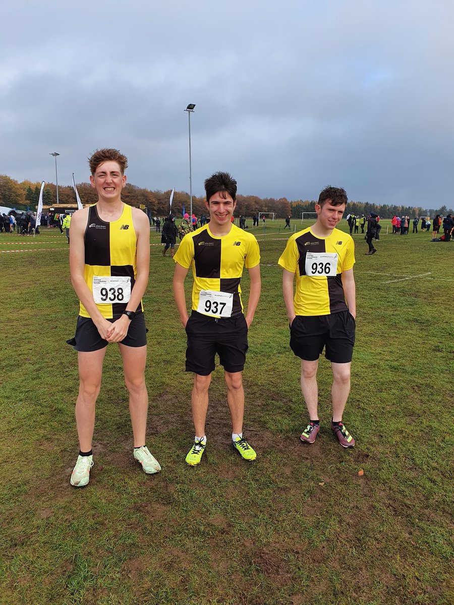 Well done <a href="/MetroAberdeenRC/">Metro Aberdeen</a> lads under 17 &amp; under 15 #LindsaysXC