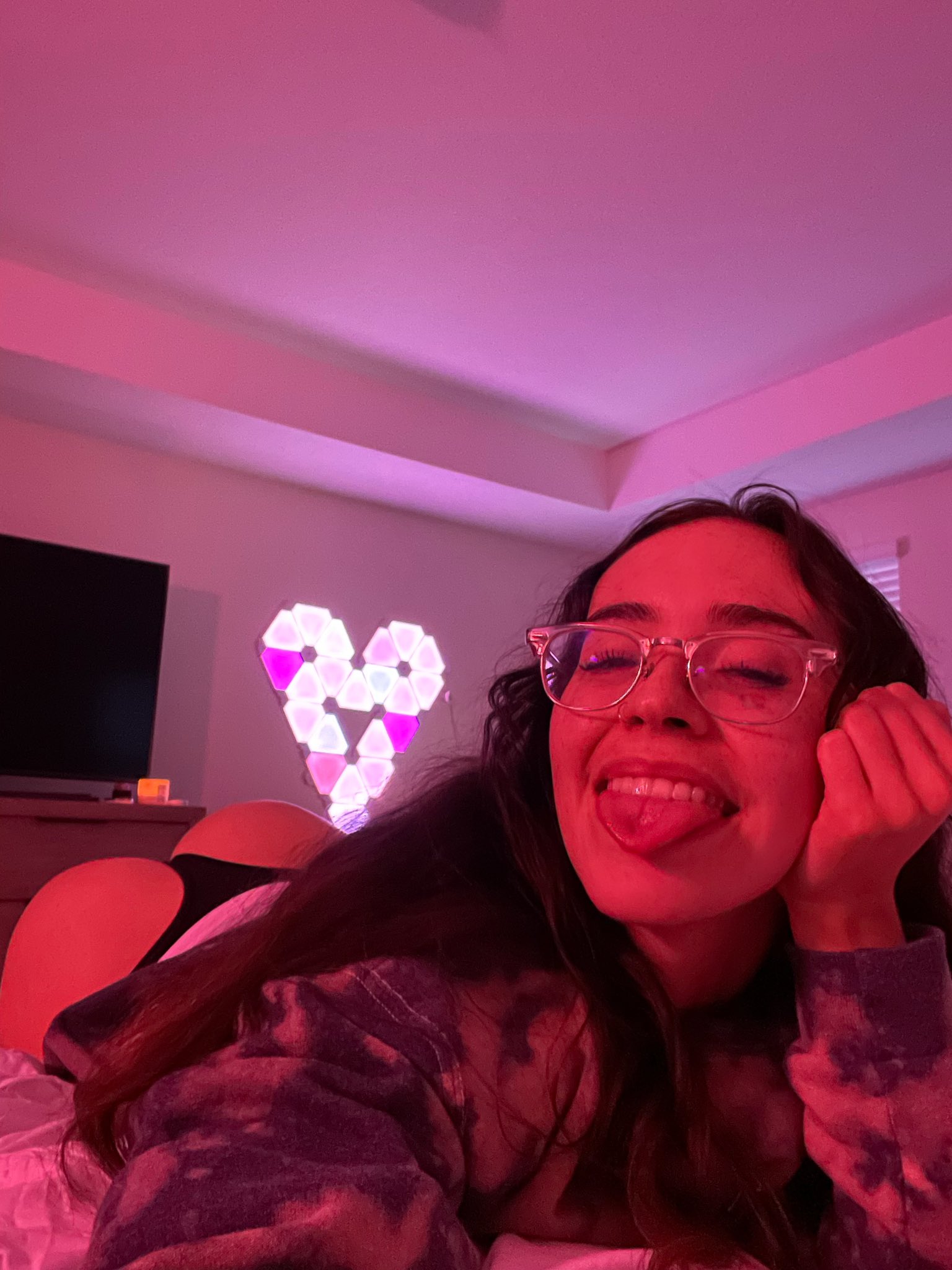 cate on Twitter: "who wants a gamer gf? https://t.co/tH1PmSgWM1" / Twitter