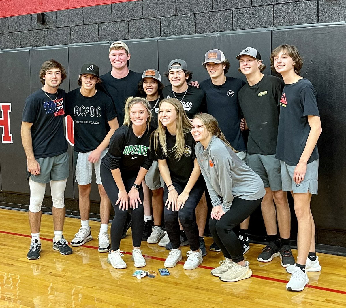 JCHSCougars's tweet photo. Congrats to the Carson Junior Team. Undefeated in pool play and today’s tournament.  2021 King of the Court Champs! https://t.co/BQQMoPoYO0