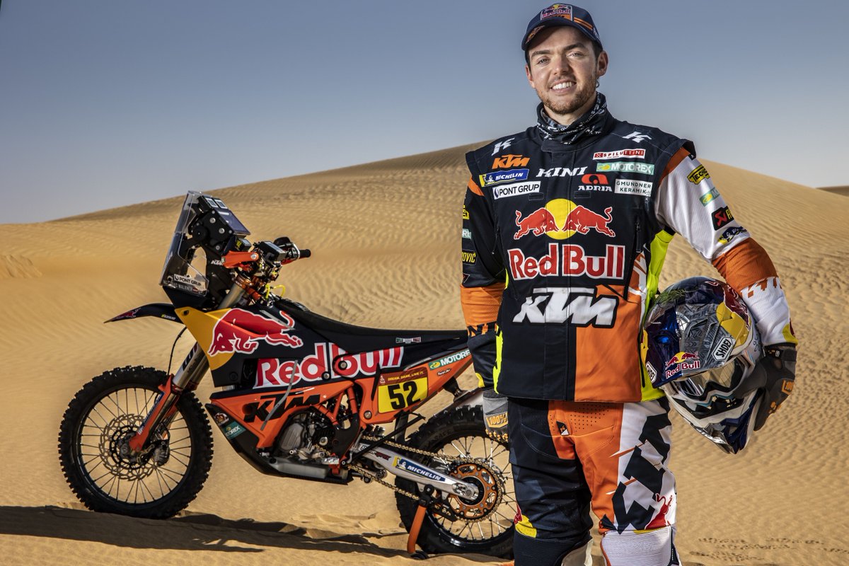 CCRally_cl's tweet photo. Matthias Walkner es el gran favorito para el Abu Dhabi Desert Challenge y partió ganando el prólogo. Daniel Sanders se juega el subcampeonato del Mundial FIM https://t.co/fONOww5p1f #AbuDhabiDesertChallenge #ADDC2021 https://t.co/xXCCMWWwTO
