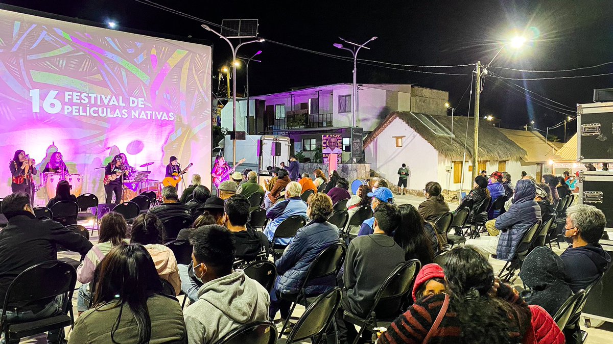 aricanativa's tweet photo. Ya estamos en la localidad de Timar con la presentación de #SIPAS 🎼
⠀⠀⠀⠀⠀⠀⠀⠀⠀
#AricaNativa2021
𝘼𝙆𝘼𝙉𝙆𝘼𝙉̃𝘼! 𝘼𝘾𝘼 𝙀𝙎𝙏𝘼𝙈𝙊𝙎 ! https://t.co/upuYES0nPP