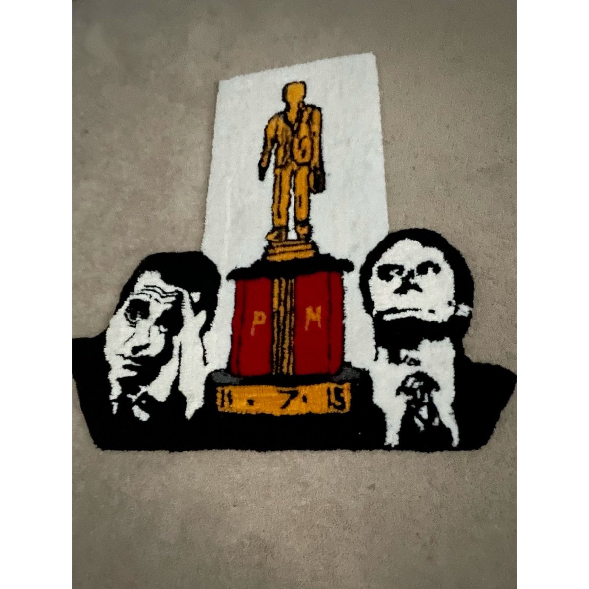 CousinCraig94's tweet photo. โThe Officeโ Rug (Commission) #E #ERugs #TheOffice https://t.co/eOOW9dvHYI