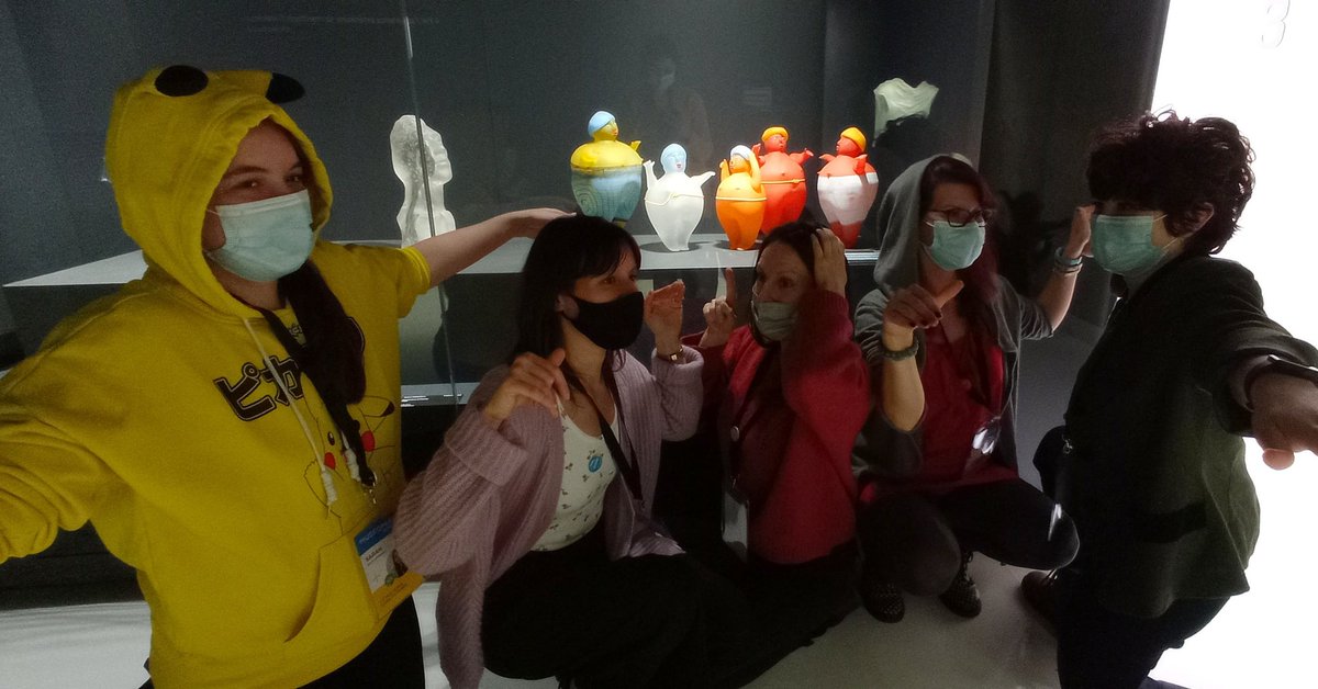 ⚡En mode Girl Power à <a href="/MuseomixNord/">Museomix Nord</a> avec l'équipe "Les Pies" 
📣 Venez découvrir notre proto et ceux des autres équipes à partir de 16h au <a href="/mus_verre/">MusVerre</a> ! 

#msxnord
#museomix21 #museomix #peoplemakemuseum