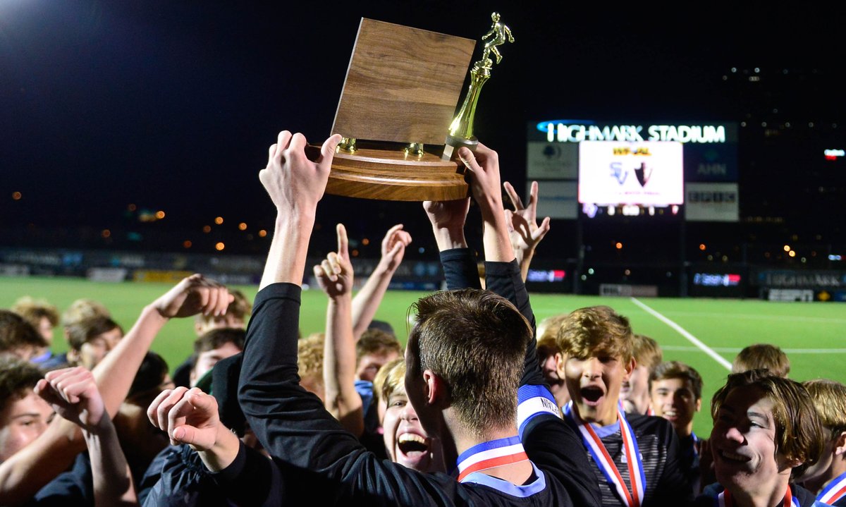ThompsonFoto12's tweet photo. Your Back2Back @wpial7 AAAA Soccer champions.,.....
@SVRaiderSoccer. See the recap and stories from the game at @pghsoccernow @PGHSportsLive
 #WPIAL #B2BChampions https://t.co/t5JcvITozI