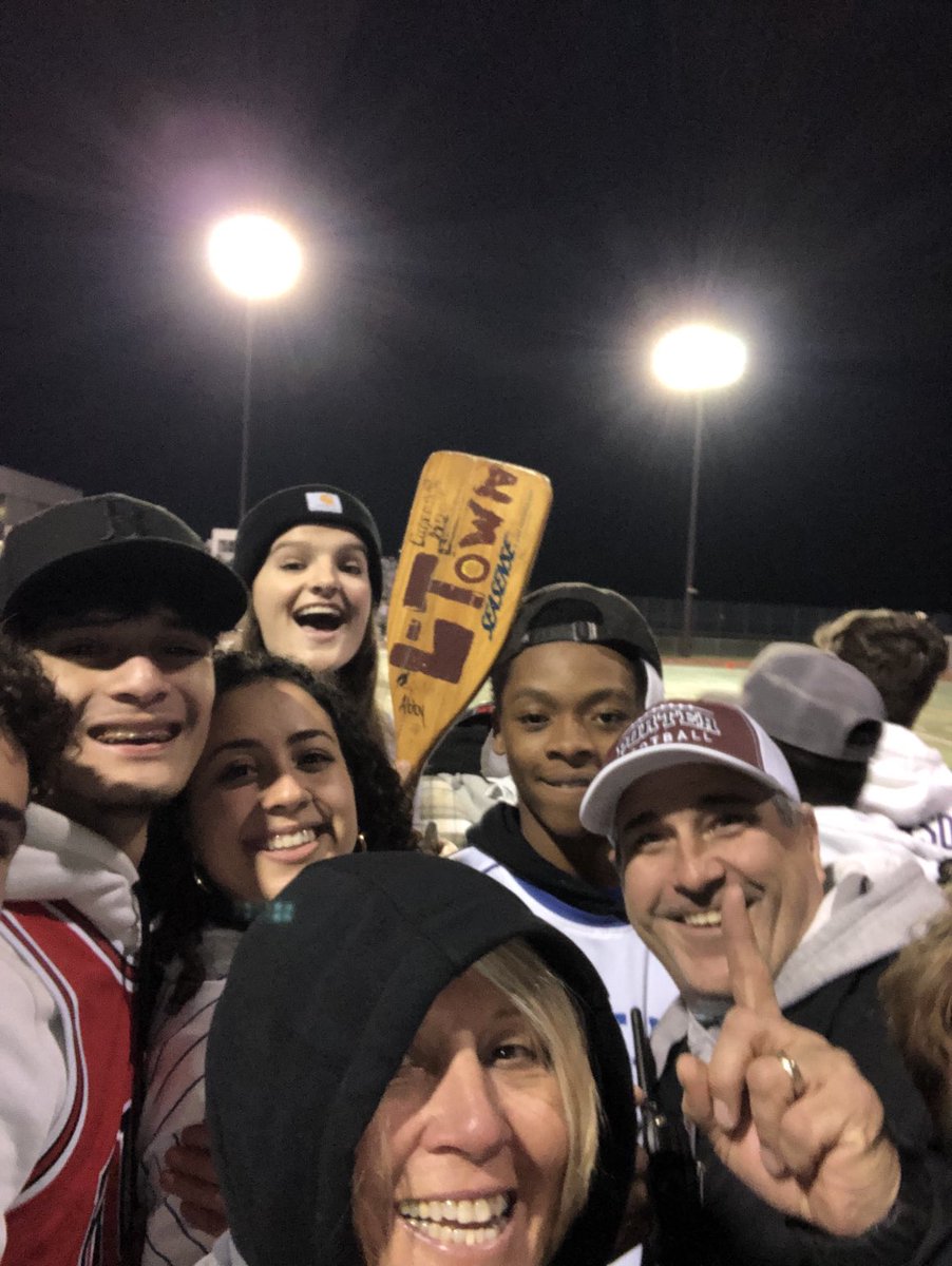 TrishSurman's tweet photo. ⁦@ltownporters⁩ Porters 21-0 at the half.  Love our students! https://t.co/o9SykdQMqn