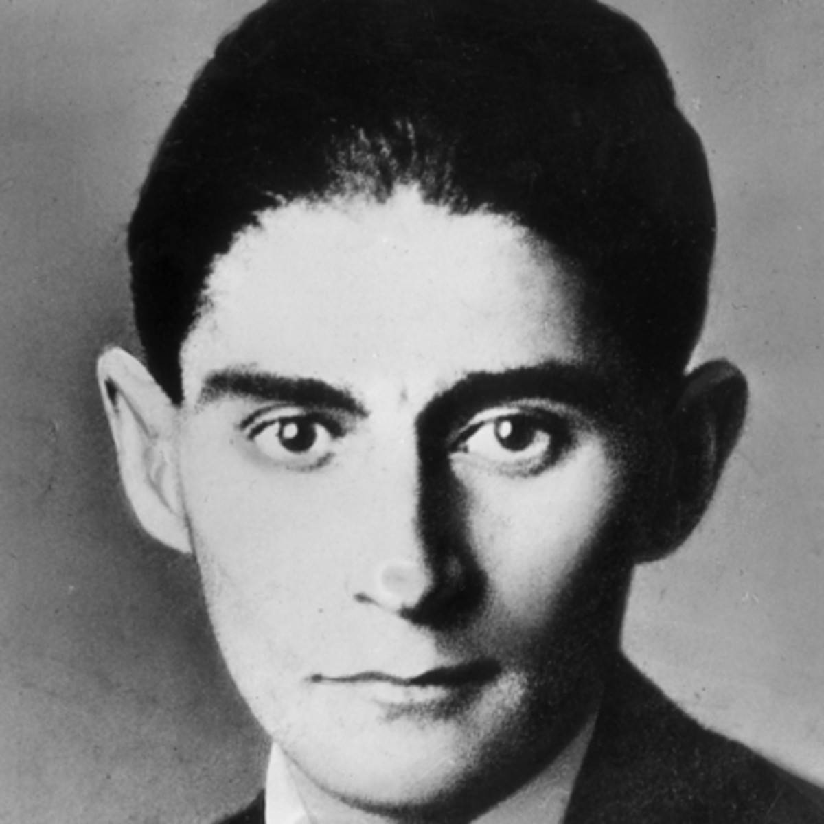 fuedicho's tweet photo. "Me avergoncé de mí mismo cuando me di cuenta de que la vida era una fiesta de disfraces; ¡y yo asistí con mi rostro real!"
Franz Kafka
#Fuedicho https://t.co/MhMD4uOarO