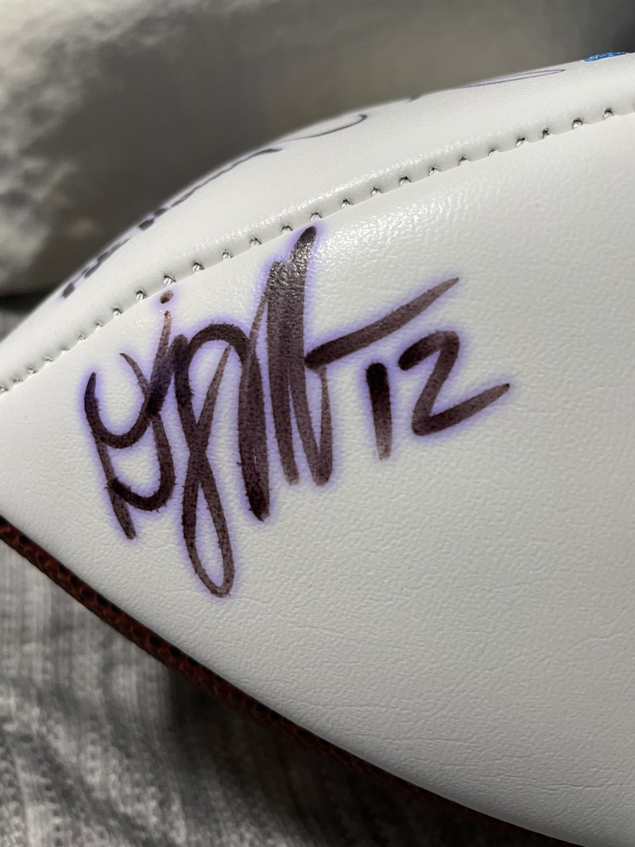 Panthers_Tone's tweet photo. 🚨🚨GIVE AWAY 🚨🚨

@Panthers football with autographs including Luke, TD, Moton, JJ Jansen, and DJ (12), 

Just like, follow and RT. 

Random winner picked Tuesday Nov 9 @ 8:30 pm! https://t.co/nwkvuKwcan