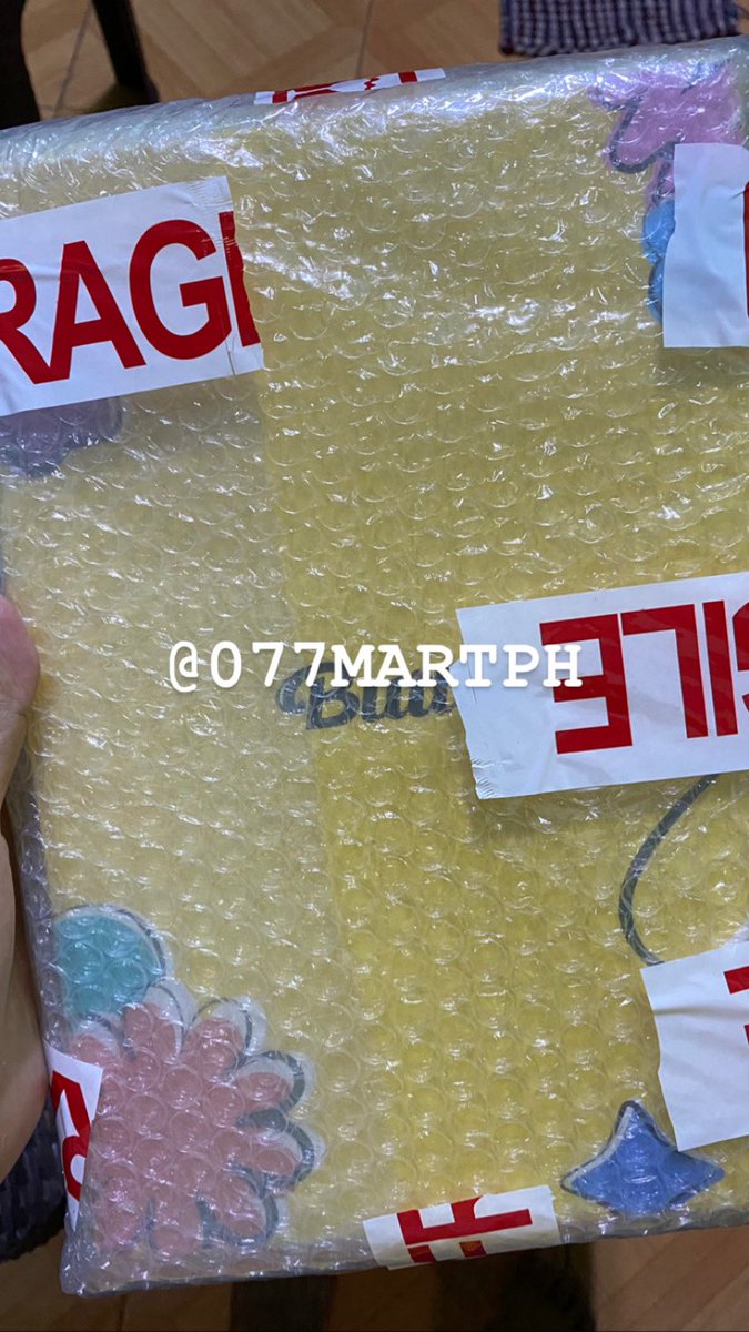 077MARTPH's tweet photo. #077PHProofs : 1 Jimin Photo Banner sold and picked up today. Maraming salamat po! 🙆🏻‍♀️🥺💗 https://t.co/GonoZeLVjz