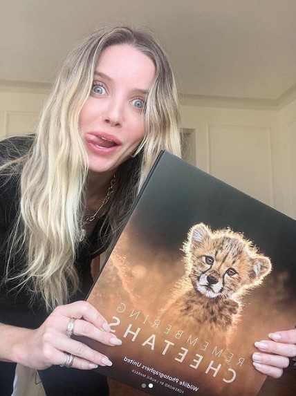 iamYvonneBerry's tweet photo. #rememberingcheetahs #annabellewallis #DamlaSönmez https://t.co/oOehhUYBOL