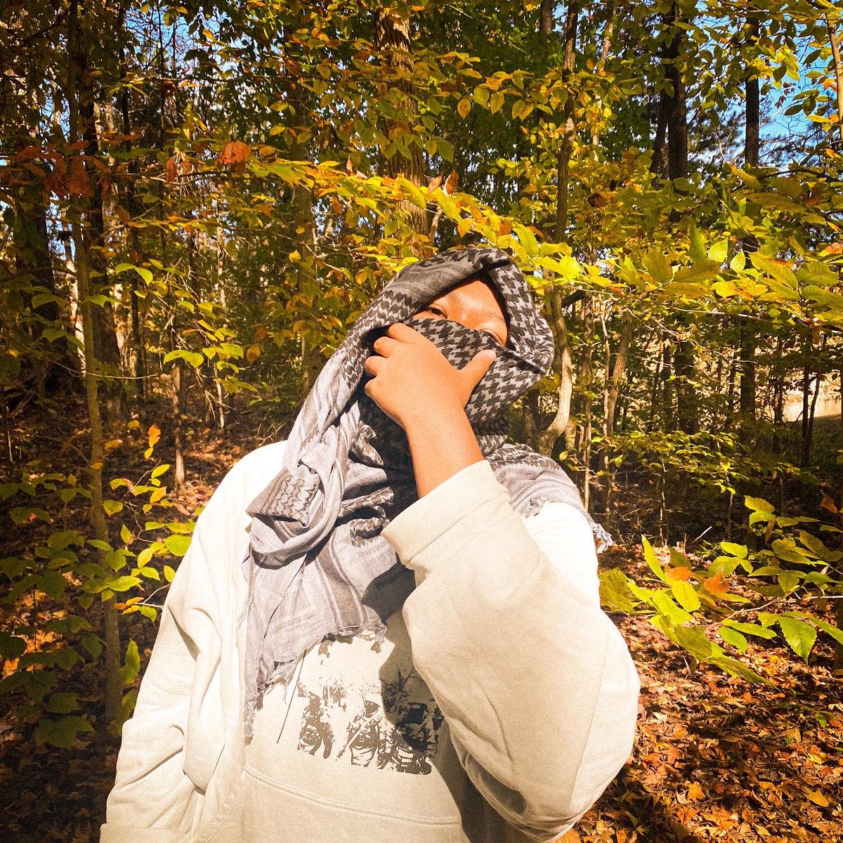 Iontez1's tweet photo. A Gift From Mother Nature🍁
EP Coming Soon #Diversified https://t.co/gDc1KcojKu