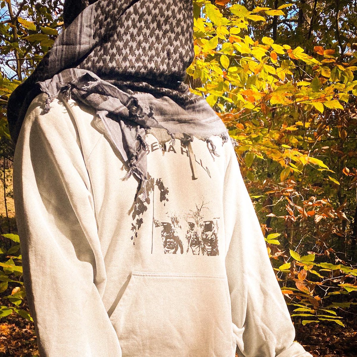 Iontez1's tweet photo. A Gift From Mother Nature🍁
EP Coming Soon #Diversified https://t.co/gDc1KcojKu