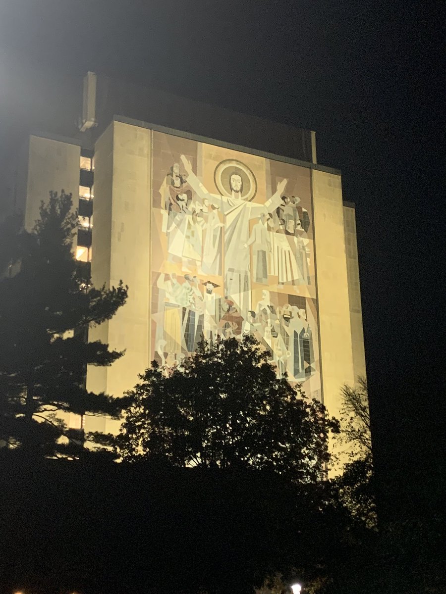 DrewWoodruff4's tweet photo. Had an incredible experience visiting Notre Dame! Huge thanks to all the coaches and staff for having me up! Great win! Beat Navy! #GoIrish @dpeloqu1 @CoachJeffQuinn @aarynkearney @CoachBrianKelly @T_Rees11 https://t.co/vn7RRjtNV4