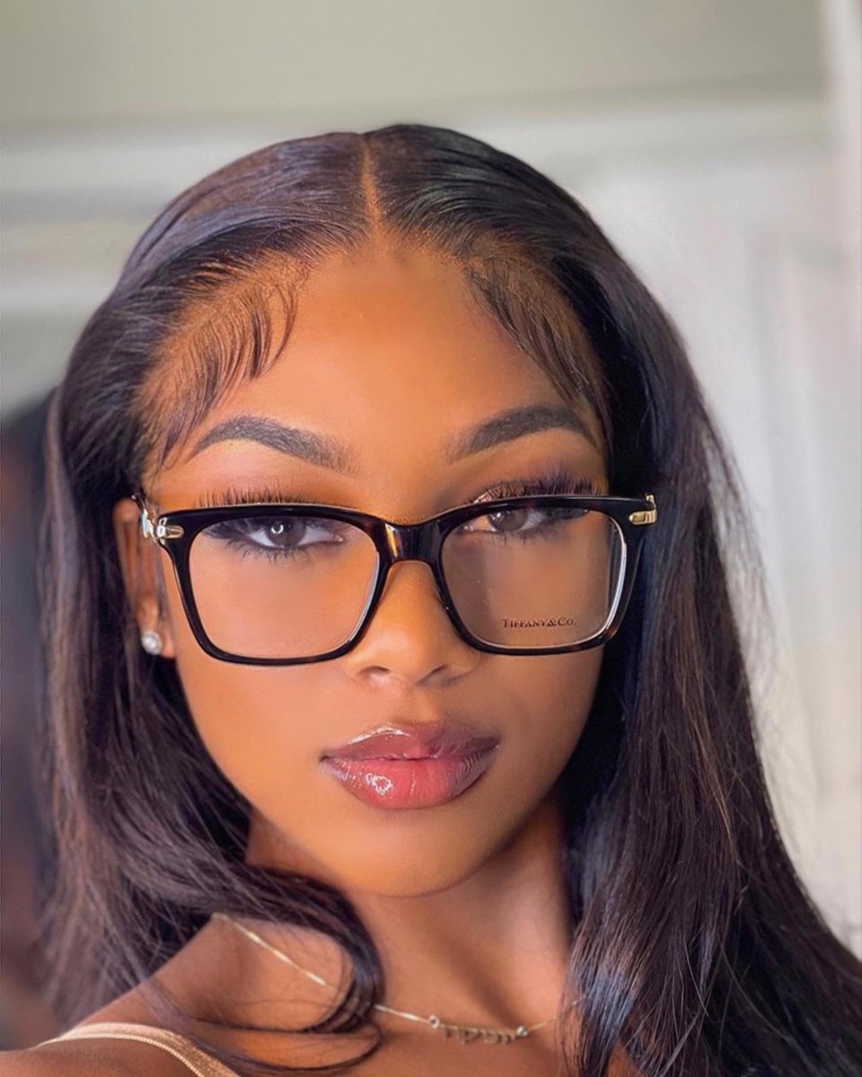 iamniqqq's tweet photo. love me yet? 🥴 https://t.co/dLHGKb9fdG