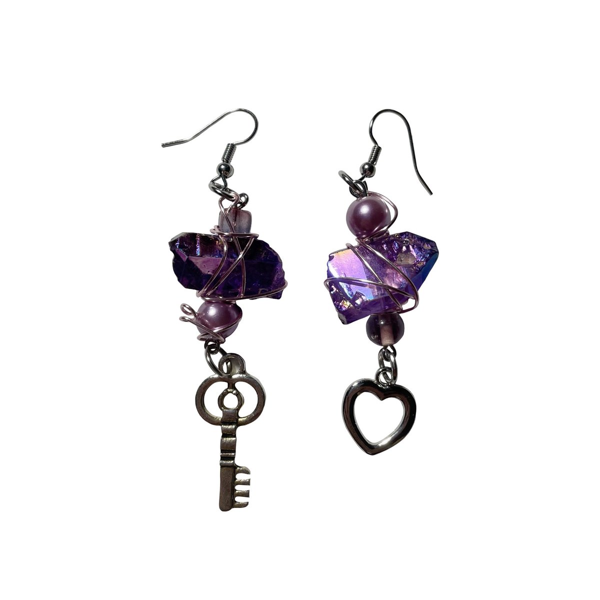 bluesludge's tweet photo. check out the earrings that r up in my shop 👂🏻⭐️

🎀https://t.co/B4ZlNPCw4a🎀 https://t.co/ge2PxxtEJt