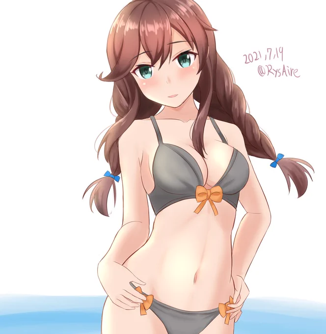#いいお腹の日 
引き締まった大人のお腹も、幼少期特有のイカ腹も最高です(`・ω・')b

・・この辺の描き分けは本当に難しい 