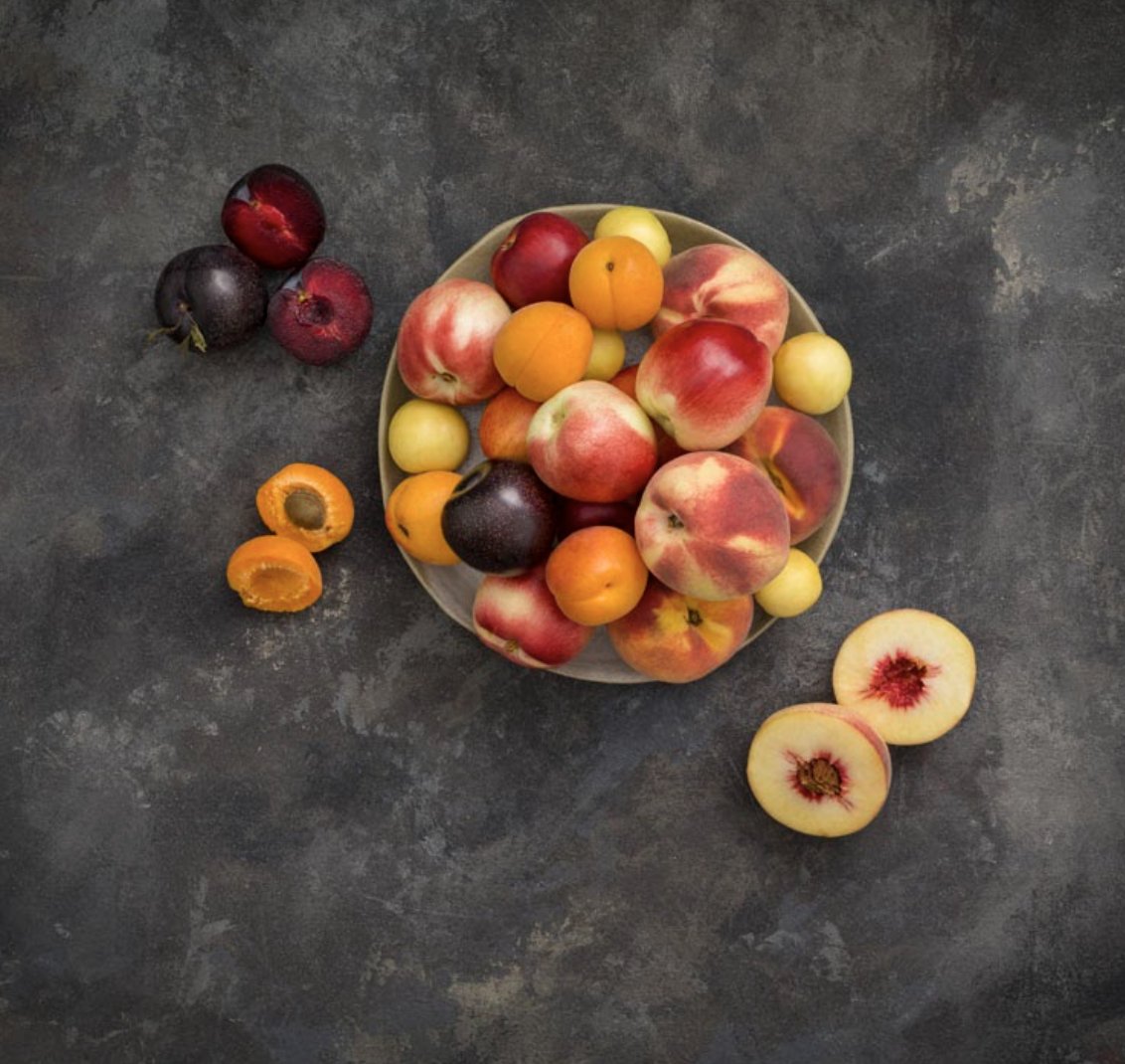 BuyWestEatBest's tweet photo. Stonefruit season is upon us! πππ
Make the most of local in season fruits while they are in abundance, it is the perfect time of year to look into preserving fruits to savour their wonderful flavours all year round.
#BuyWestEatBest #LovelLocal https://t.co/yXtINF3Mvu