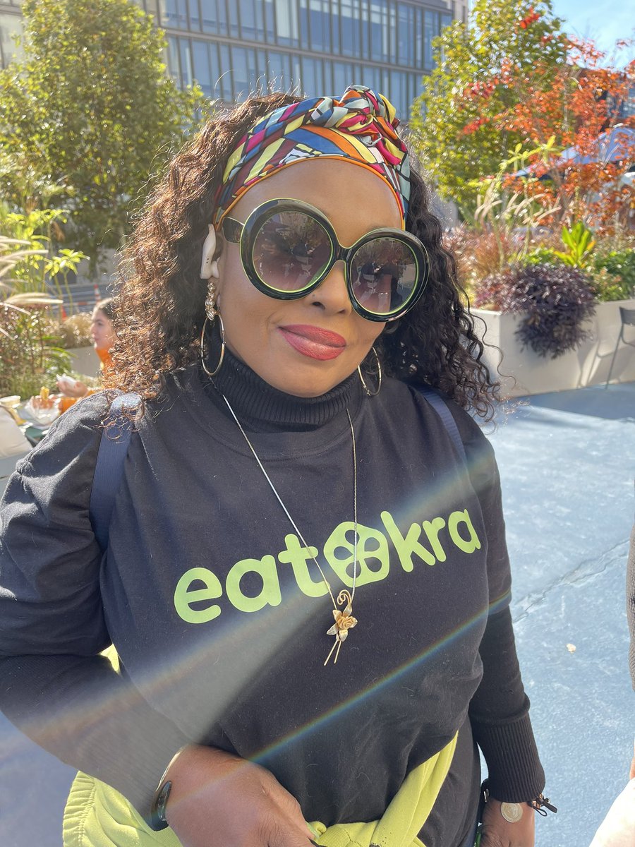 eatOkraTheApp's tweet photo. We had a beautiful time supporting #diginday. @pepsidigin 100M dollar initiative to support Black-owned restaurants. Today we visited the activation at Drexel University in #Philadelphia featuring Brotherly Grub Food Truck, owned by Tanesha Trippett. https://t.co/ZbkJljnPlw