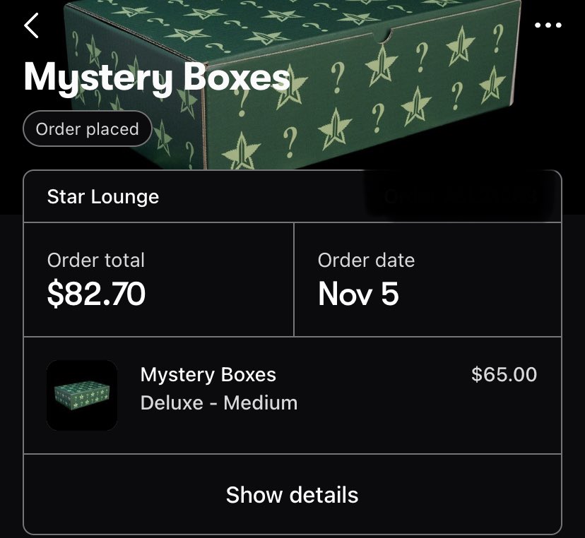 AussieMua's tweet photo. Has anyones #StarLounge #MysteryBox Deluxe Medium box shipped yet? I know it’s literally a day after but I’m dying to know what’s inside!!  
.
#jeffreestar #jeffreestarcosmetics #StarLounge #starloungemysterybox #starloungemysteryboxes #420friendly #smokefriendly https://t.co/3q3Pws92ts