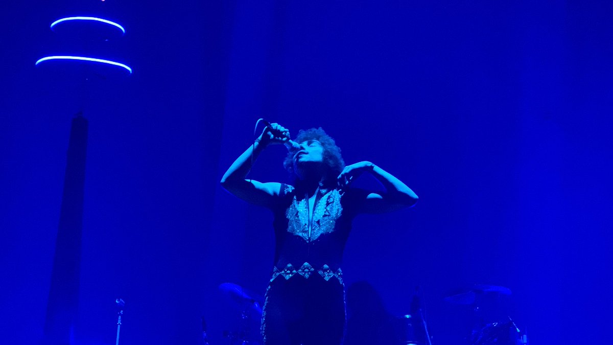 sachiocheerio's tweet photo. In ATL Live tonight ✨🌙 #gretavanfleet #jakekiszka #joshkiszka #samkiszka #dannywagner #nashville #rocknroll #concert #photography #heatabove
#ATLive #Metallica #Atlanta #brokenbells #strangehorizons #lightofmylove #tour https://t.co/GaoU1jgO7d