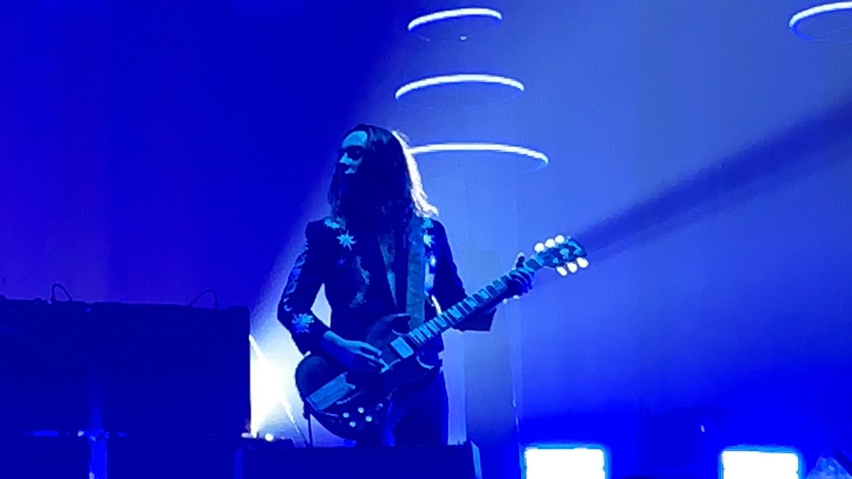 sachiocheerio's tweet photo. In ATL Live tonight ✨🌙 #gretavanfleet #jakekiszka #joshkiszka #samkiszka #dannywagner #nashville #rocknroll #concert #photography #heatabove
#ATLive #Metallica #Atlanta #brokenbells #strangehorizons #lightofmylove #tour https://t.co/GaoU1jgO7d