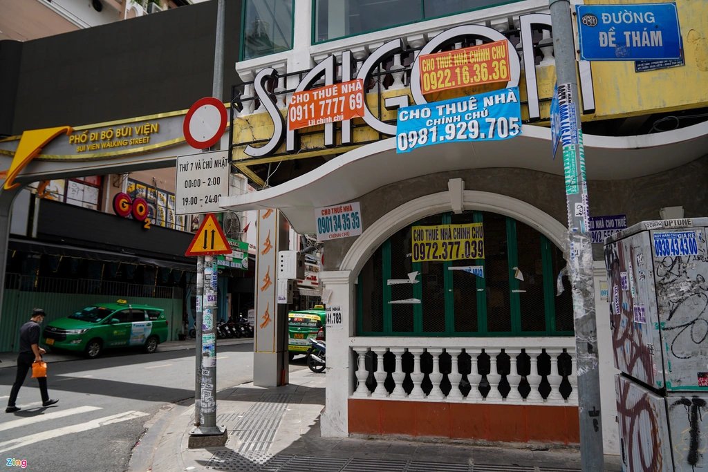 MarcusJunno's tweet photo. The gloomy picture of the restaurant in Ho Chi Minh City after opening
While pubs and sidewalk eateries in Ho Chi Minh City are bustling with customers, many restaurants are sluggish. Even many places have not yet opened or announced the transfer of stores. https://t.co/NTquj6haDQ